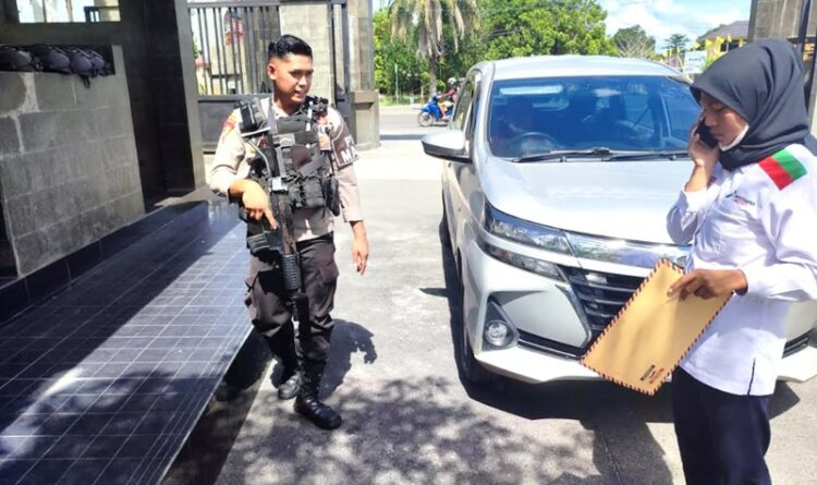 Pasca Bom Bunuh Diri di Bandung, Polda Kalteng Perketat Penjagaan Pintu Masuk Mako