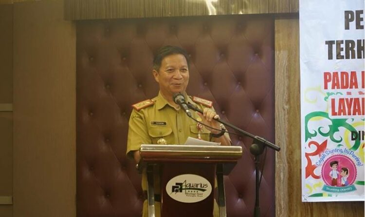 Staf Ahli Gubernur Kalteng Suhaemi membuka pelatihan tenaga pendamping korban kekerasan terhadap perempuan dan anak