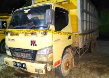 Berhenti Dipinggir Jalan, Dua Unit Truk Diamankan Polisi