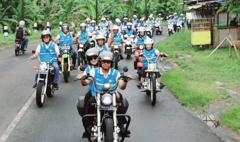 Kenalkan Gaya Hidup Ramah Lingkungan, Jajaran PLN Konvoi Motor Listrik di Yogyakarta