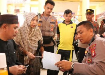Jumat Curhat Polres Barsel di Pasar Beringin
