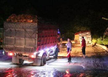 Kapolres Barsel Turun Langsung Urai Kemacetan Kendaraan