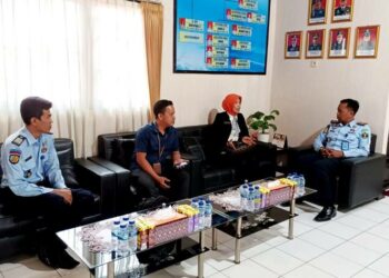 Pihak Lapas Kelas IIB Sampit saat menerima kunjungan KPU Kotim