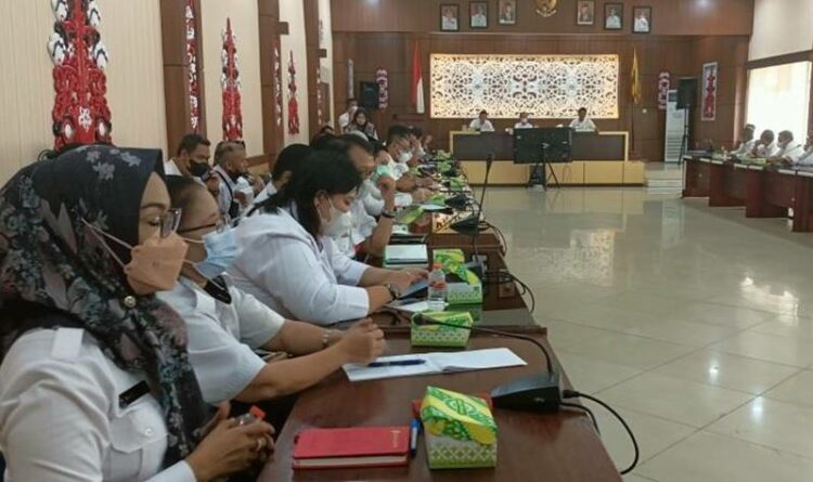 Rapat koordinasi rencana kegiatan Hari Jadi ke-217 Kota Kuala Kapuas dan HUT ke-72 Pemkab Kapuas