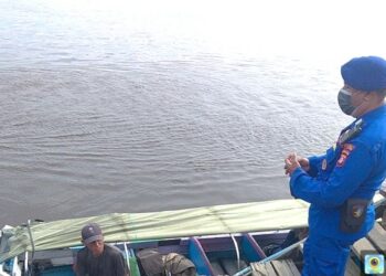 Tegur Keselamatan Kepada Motoris Taksi Air