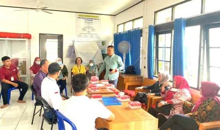 Teks Poto : Jajaran Komisi C DPRD Kota Palangka Raya, pada saat berkunjung ke rumah singgah