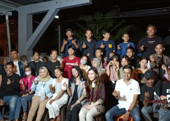Bella Brittani Bahat dan Teffila Miryan Indra Putri Berbagi Pengalaman Bersama Pemuda dan Mahasiswa Palangka Raya