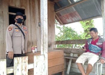 Polsek Rakumpit Sosialisasi Bahaya Karhutla