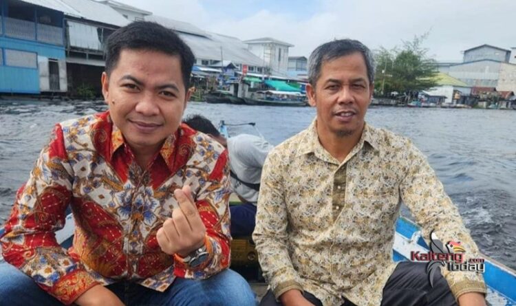 Foto - Anggota Fraksi Partai Golkar DPRD Kabupaten Kotawaringin Timur Kalimantan Tengah, Riskon Fabiansyah (kiri).(Ist).