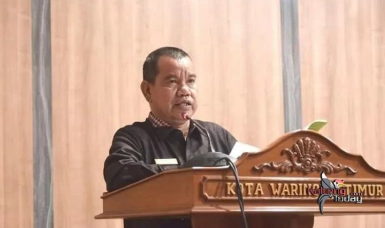 Foto - Ketua Komisi II DPRD Kotim, Juliansyah saat menyampaikan hasil laporan kegiatan Reses dalam rapat paripurna DPRD Kotim.(Fit).