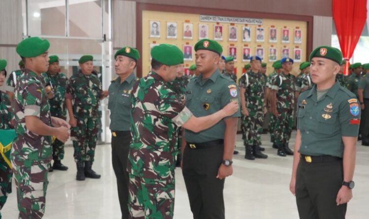 23 Prajurit Kodim 1016 Palangka Raya Naik Pangkat