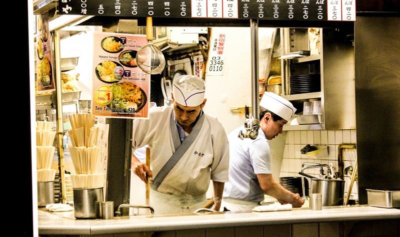 Kedai Ramen Jepang Larang Konsumen Main Ponsel saat Makan