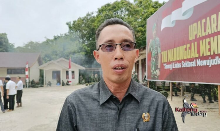 Foto : Ketua Komisi I DPRD Kabupaten Barito Selatan, Jarliansyah saat diwawancarai awak media (shan)