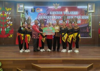 Kalahkan 14 Peserta, DWP Lapas Kelas IIA Palangka Raya Raih Juara 1 Lomba Kreasi Senam Tabelo