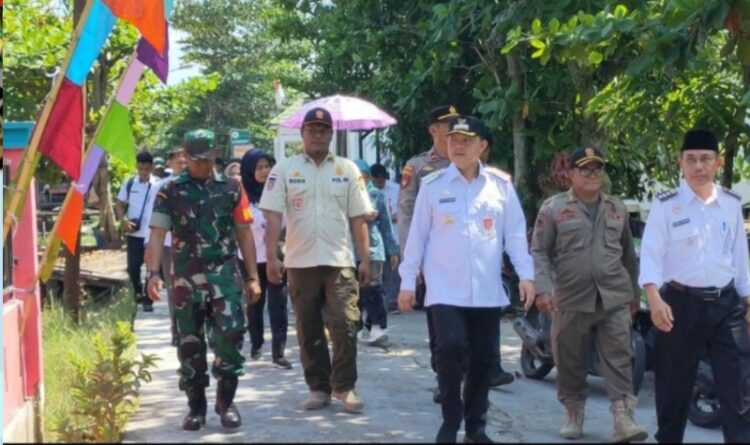 Penjabat Bupati Barsel Sambangi Kecamatan Dusun Utara