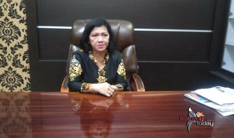 Foto - Ketua DPRD Kabupaten Kotawaringin Timur, Dra. Rinie Anderson.(Fit).