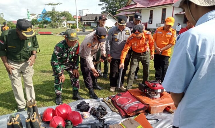 Pengecekan sarana dan prasarana karhutla yang ada di Kecamatan Mendawai, Belum lama ini.