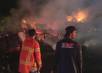 Warung Kosong Di Lingkar Luar Palangka Raya Hangus Terbakar