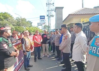 Aliansi Dayak Bersatu Mengecam Rocky Gerung Penghinaan Terhadap Presiden RI Jokowi