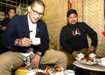 Menparekraf Sandiaga apresiasi peningkatan ekonomi kreatif di Gresik