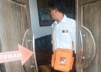 Sempat Dorong-dorongan Pintu, Wanita Ini Nyaris Jadi Korban Pencurian