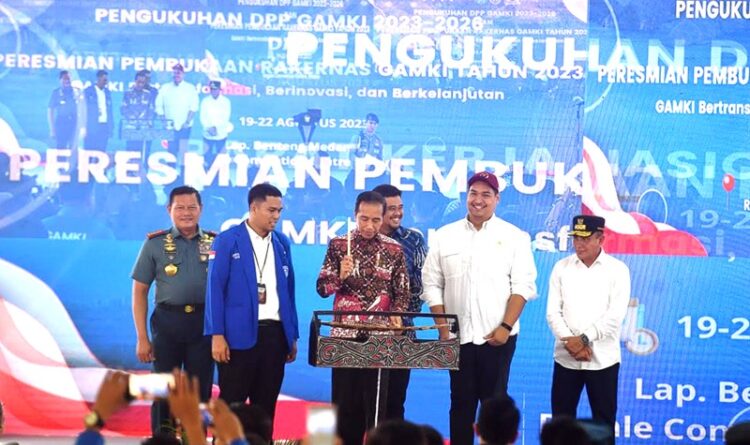 Presiden Jokowi Turut Serta Hadiri Pengukuhan dan Rakernas DPP GAMKI