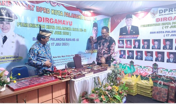 Dewan Ajak Masyarakat Pasang Bendera Merah Putih di Rumah
