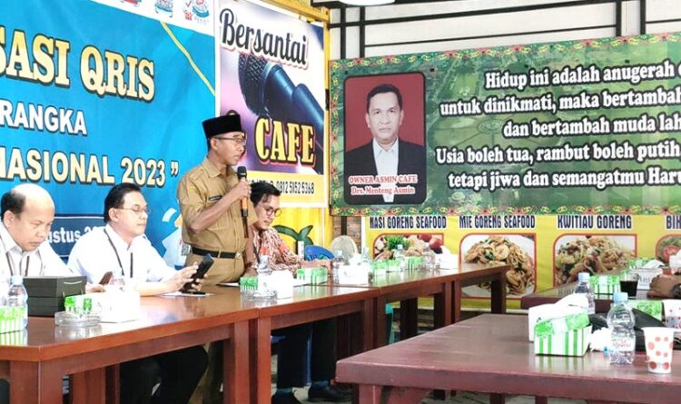 DPKUKMP Kota Palangka Raya Sosialisasikan QRIS Code di Taman Kuliner Tunggal Sangumang