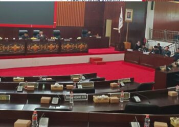 Sidang Paripurna Dengarkan Jawaban Pemkab Mura Terhadap Satu Buah Raperda Ditunda