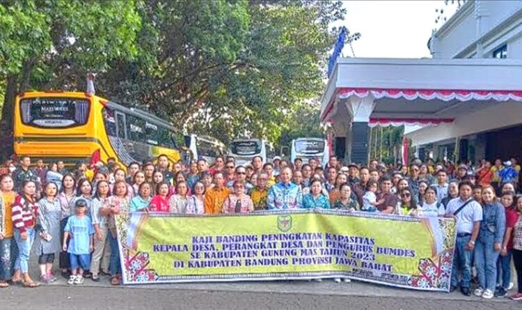Pemkab Gumas dan Pemdes Kaji Banding ke Jawa Barat