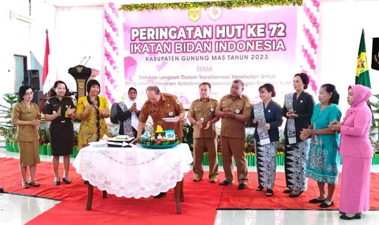 HUT Ikatan Bidan Indonesia Gumas ke-72 Diperingati