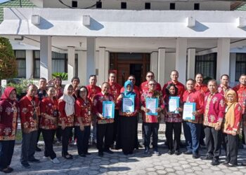 Kesbangpol Kalteng Tandatangani Fakta Integritas dan Pengucapan Ikrar Netralitas ASN Dalam Pemilu 2024
