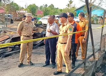 Pemkab Kapuas Salurkan Bantuan Kepada Warga Terdampak Kebakaran