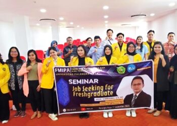 FMIPA UPR melaksanakan kegiatan Seminar Job Seeking For Fresh Graduate