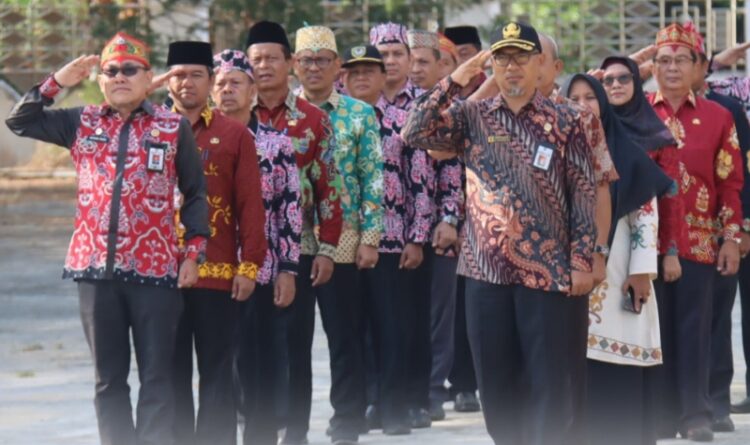 Peringatan Hari Batik Nasional ASN Pemkab Seruyan Kenakan Batik