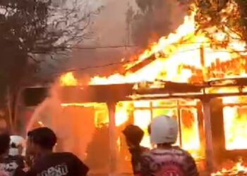 Rumah Ludes Dilalap Api, Korban Kebakaran di Desa Rodok Masih Syok