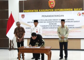 Bawaslu Kobar Tandatangani NPHD