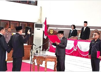 Mambang Singam Resmi Jadi Anggota DPRD