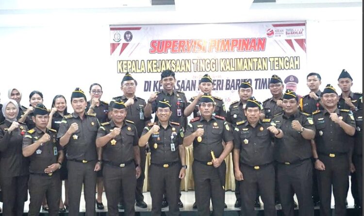 Akhiri Kunjungan Kerja di DAS Barito, Kajati Kalteng Supervisi Pimpinan