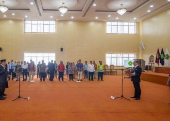 Rektor UPR Lantik Dekan Fakultas Pertanian Universitas Palangka Raya periode 2023-2027