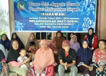 Fisdawan DPRD Kalteng Bagikan Baksos Secara Merata