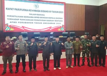 DPRD dan Pemkab Setujui Raperda APBD Perubahan