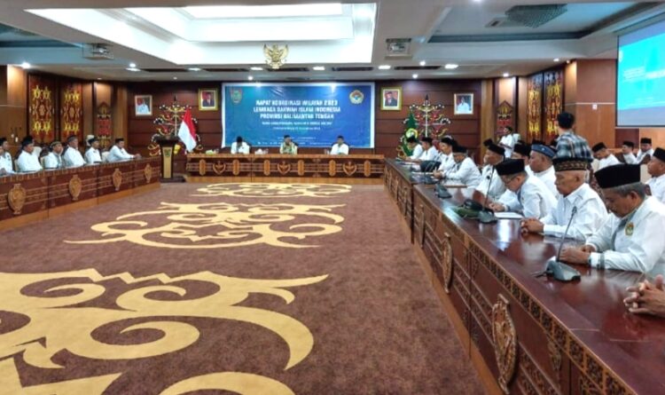 Kaban Kesbangpol Kalteng Sampaikan Materi pada Rakorwil LDII Kalteng Tahun 2023