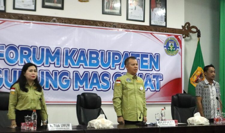 Bupati Gunung Mas Membuka Sosialisasi Forum Kabupaten Gunung Mas Sehat 2023