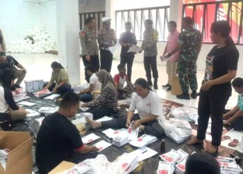 Kapolres Katingan Tinjau Pengamanan di Kantor KPU