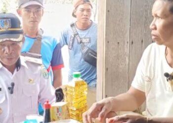 Pemdes Tumbang Mangkutup Salurkan Bantuan Sembako Kepada Warga