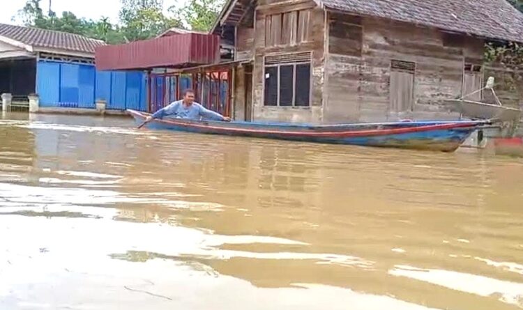 Kabupaten Kapuas Tingkatkan Status Tanggap Darurat Banjir