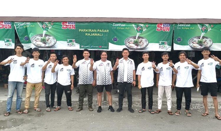 Relawan Progresif Kalteng Blusukan ke Pasar Rajawali Palangka Raya dan di Sambut Antusias Pelaku UMKM
