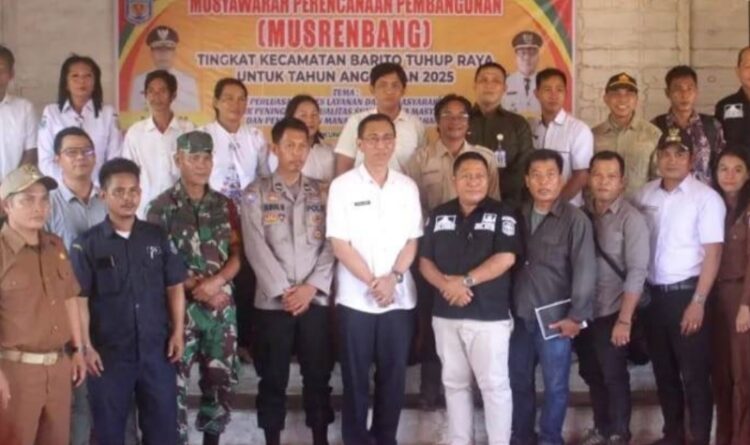 Anggota Komisi I DPRD Mura, Rumiadi Ikuti Musrenbang Kecamatan Batura