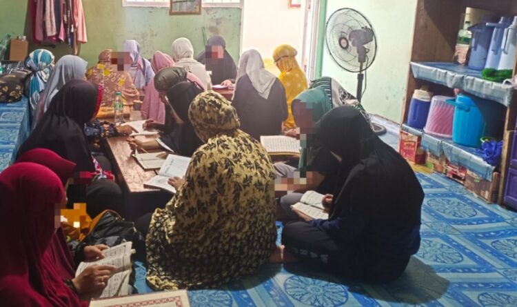 Berkah Ramadan, WBP Wanita di Lapas Sampit Ikuti Pengajian